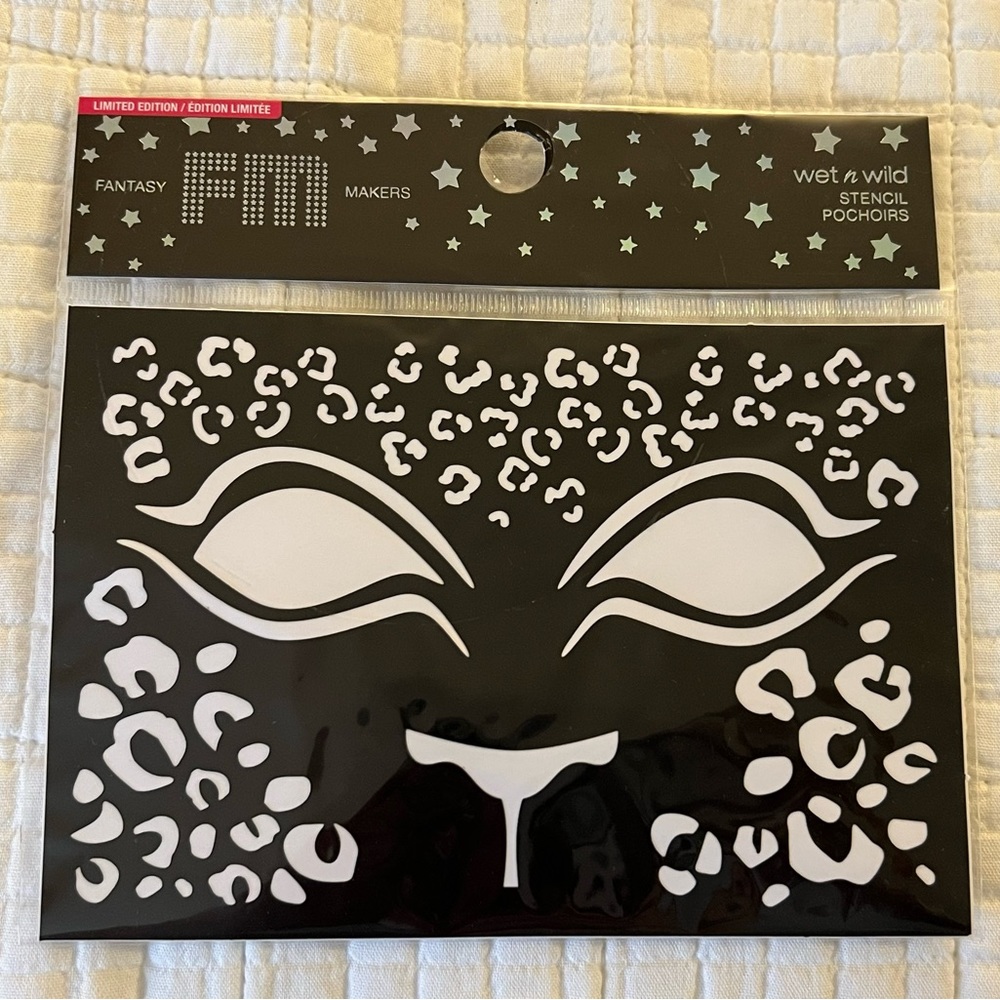 Makeup stencil
